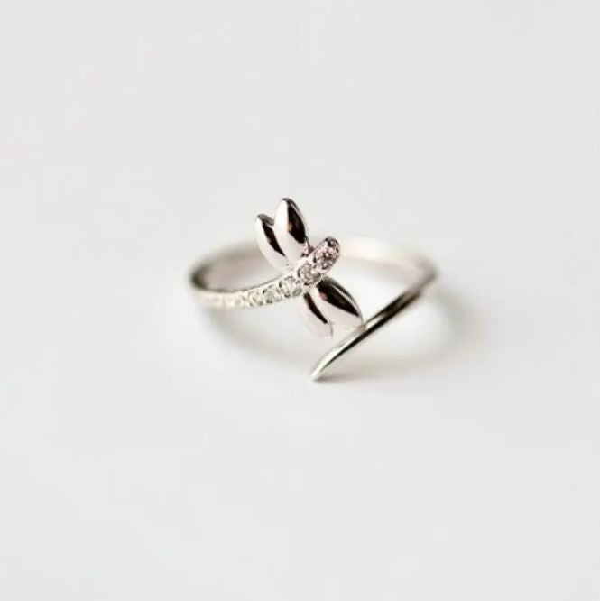Dragonfly Ring Sweet Diamond Ring